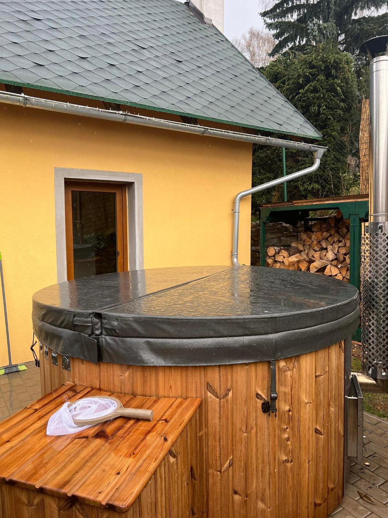 Chata U Lesa Svoboda nad Upou Exterior photo